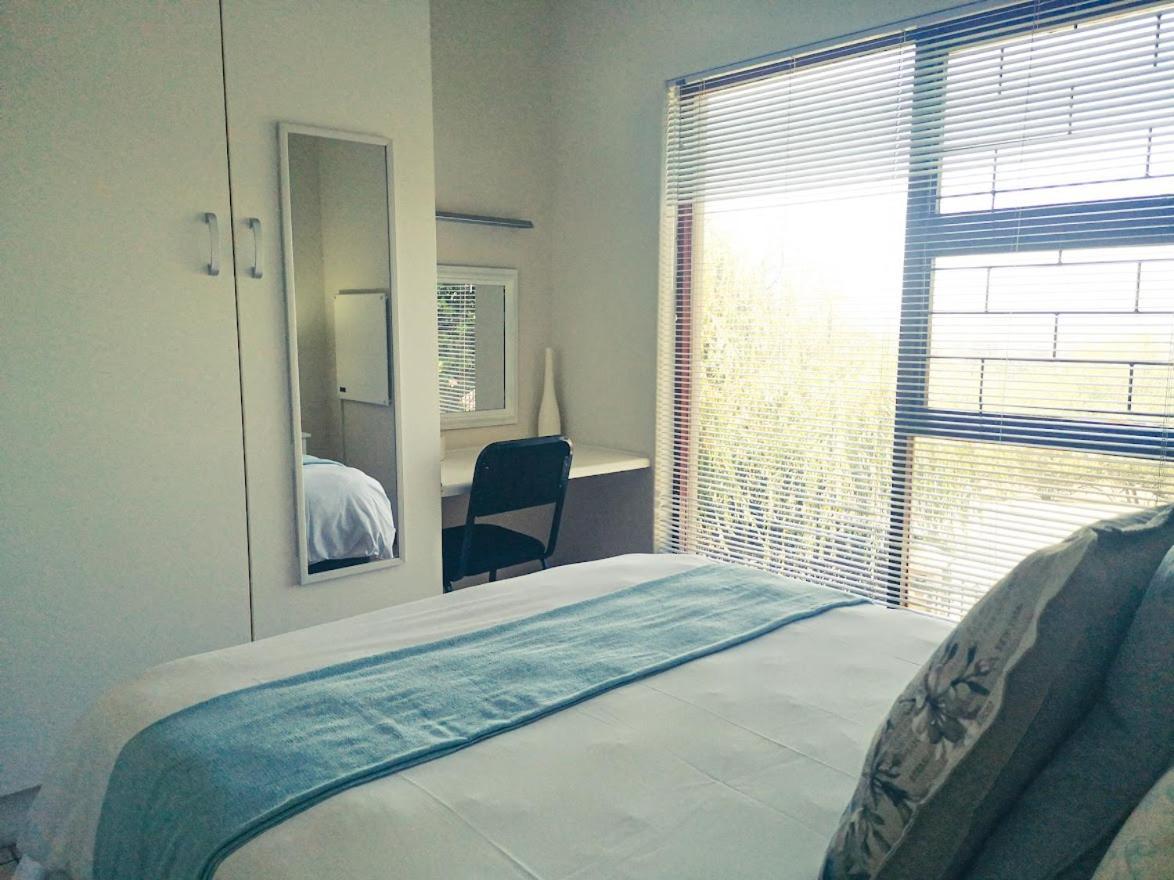 Tyger Classique Self-Catering Cape Town, Tyger Valley Bellville Exterior foto
